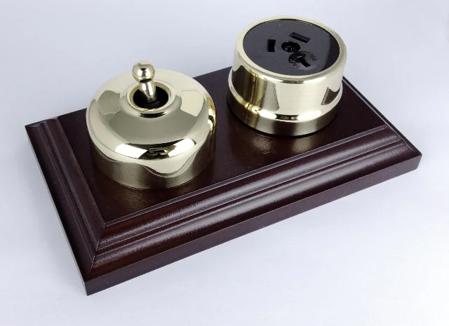 Classic 55 Series 3 Speed Fan Controller With Smooth Deep Covers - Image 3