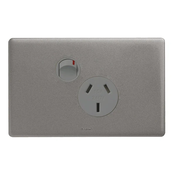 Legrand Excel Life Single Powerpoint 15a, Available in 3 Colours - Image 2